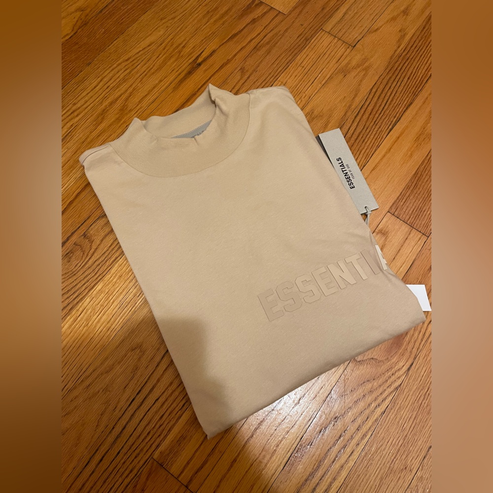 Fear of God Essentials Sand Long Sleeve T-Shirt Small  Fog